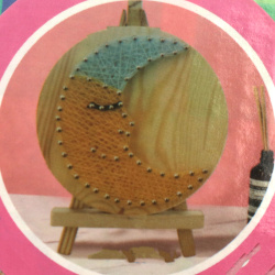 STRING ART Creative Set with Threads, Nails and Easel, 11x11 cm - Moon DHAA28282