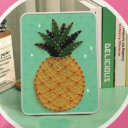 STRING ART Creative Set with Wooden Base, Threads, Nails and Hammer, 15x20 cm - Pineapple DHBC28013