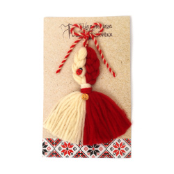 Мартеница ресна плетеница от вълна