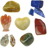 Souvenirs Made of Gemstone Pieces used for Decoraiton, Gifts, Jewellery